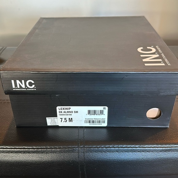 INC Lexini Dark Almond Sandals 7.5M - Picture 8 of 8